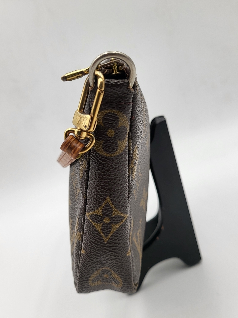 Louis Vuitton Brown Monogram Pochette Accessoires Shoulder Bag, Auth. w/COA. - Picture 3 of 15
